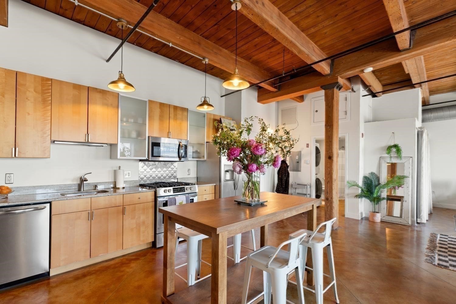 60 Dudley St #322 — photo