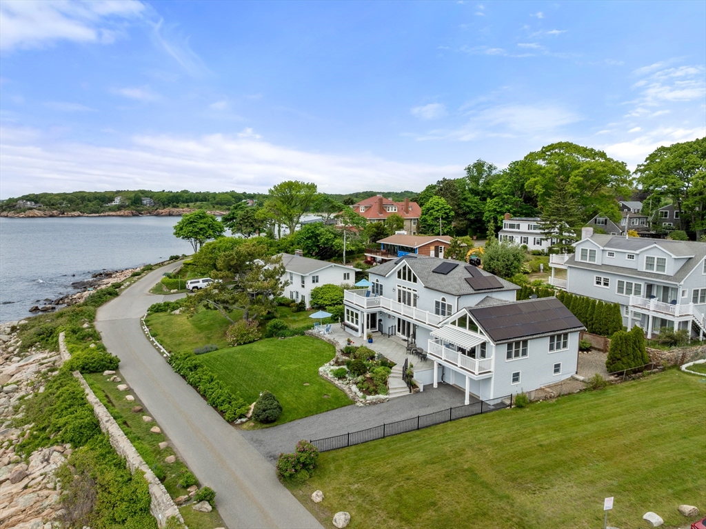 35 Shore Road, Gloucester, MA 01930