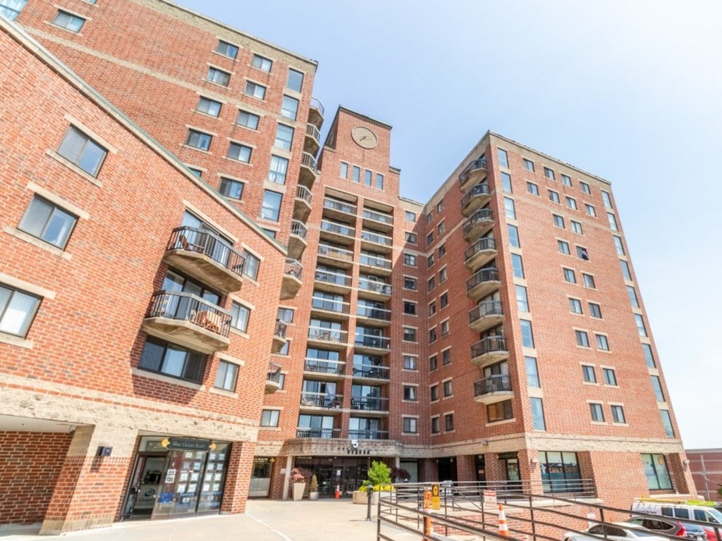 15 N Beacon St # 516 — photo