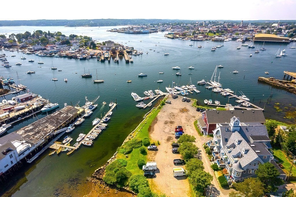 5 Pirates Lane # 11 — photo