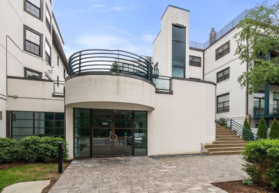 227 Summit Avenue #E304, Brookline, MA 02446 — photo 3