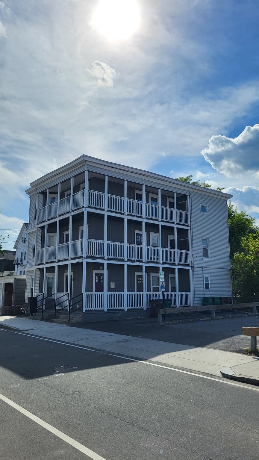 19 Gardner Avenue #3 — photo