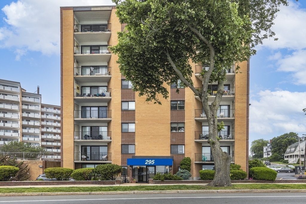 295 Lynn Shore Drive #402 — photo