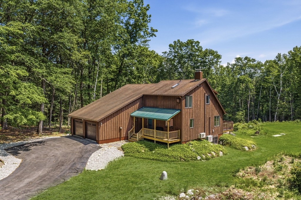 302 Main Road, Westhampton, MA 01027