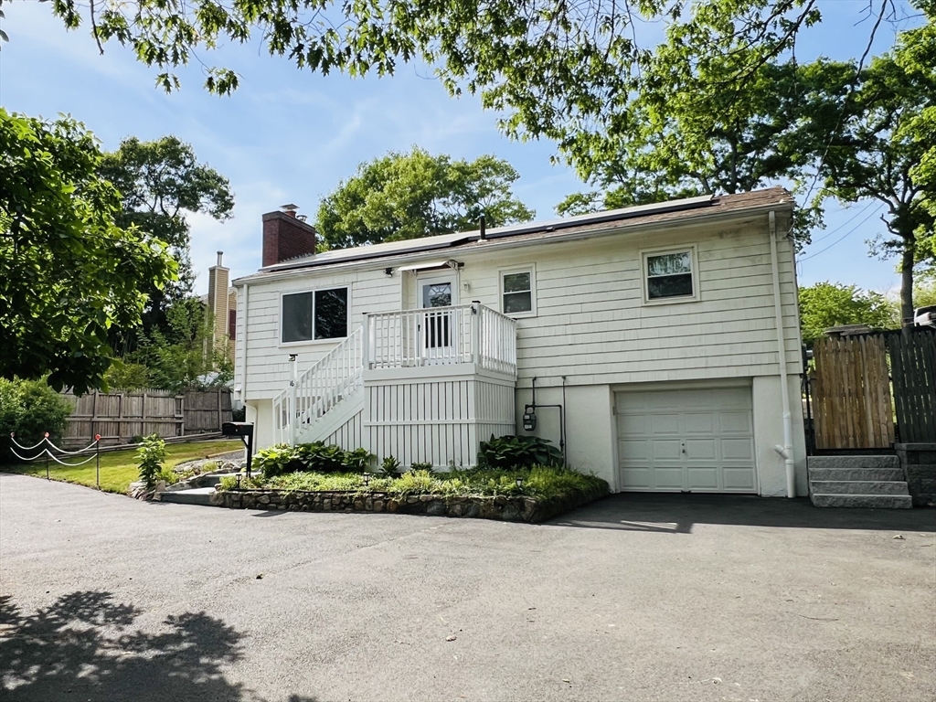 16 Ridge Avenue, Lynn, MA 01905