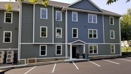 462 Main Street Unit 43 — photo