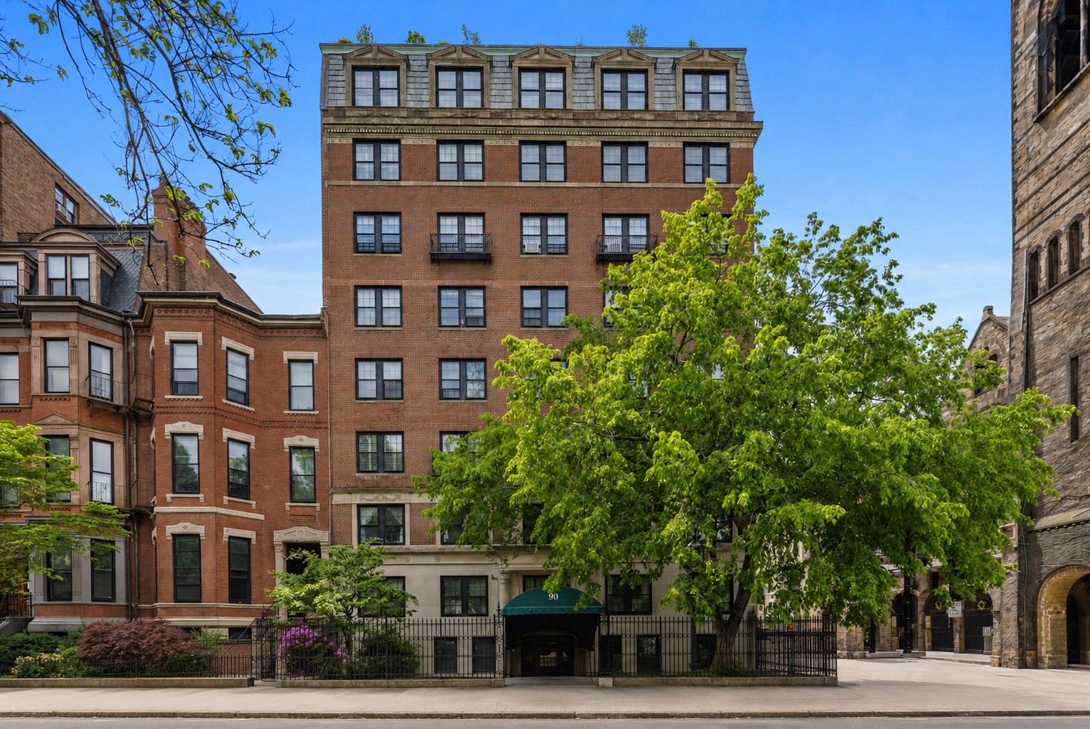 90 Commonwealth Ave # 22 — photo