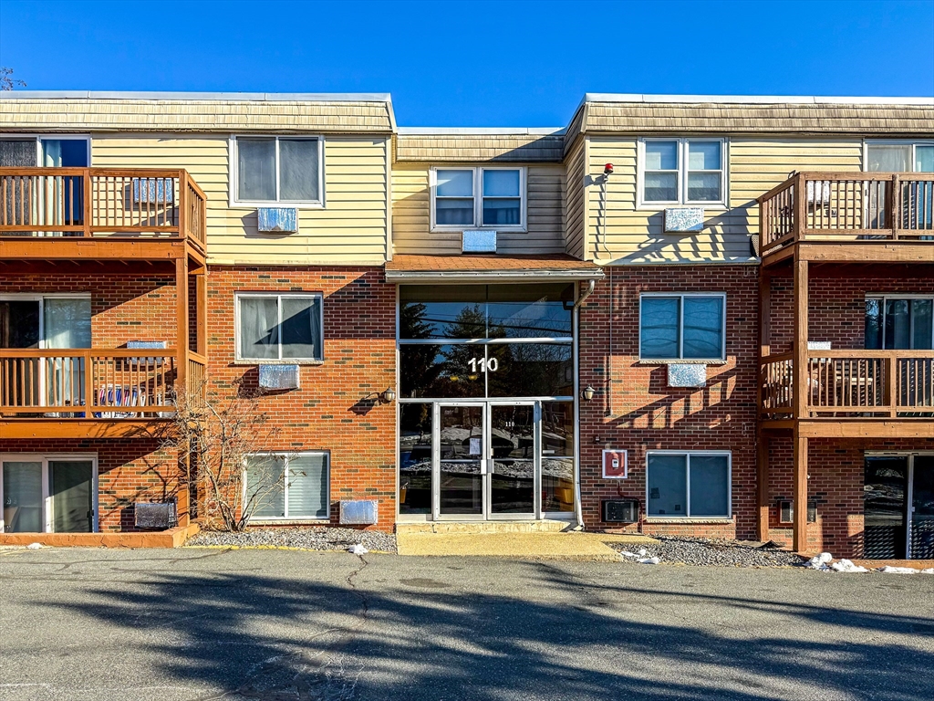 110 Boston Post Rd E #4 — photo