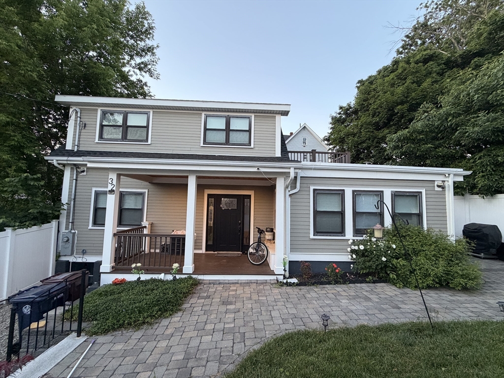 32 Fremont Ave — photo