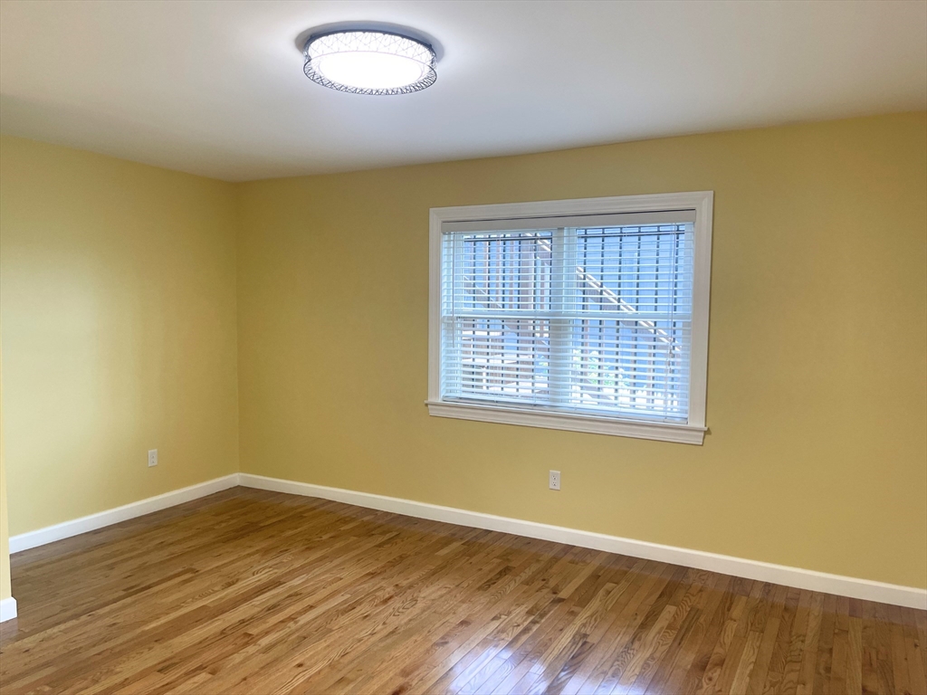 17 Proctor St #1 — photo