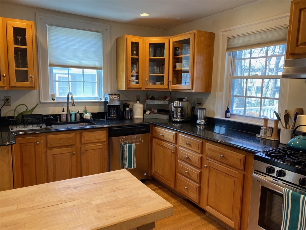 22 Cleveland Road, Wellesley, MA 02481 — photo 2