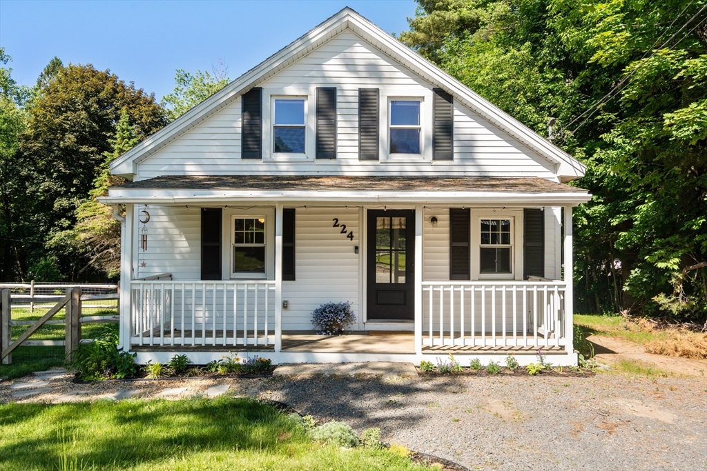 224 Turkey Hill Road, Rutland, MA 01543