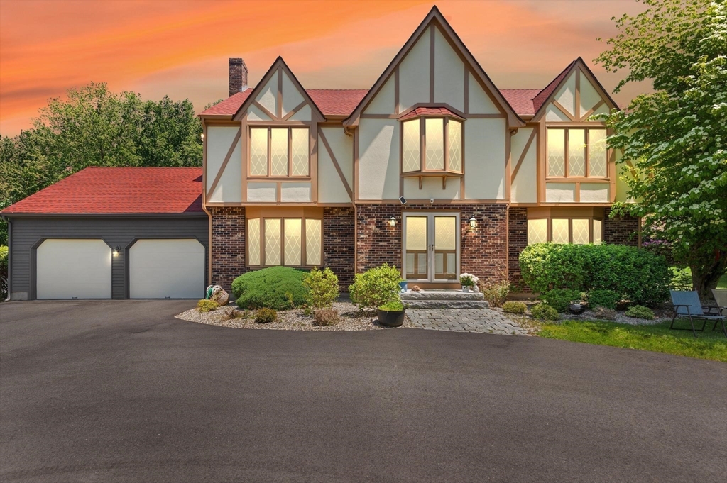 80 Hampton Road, Sharon, MA 02067
