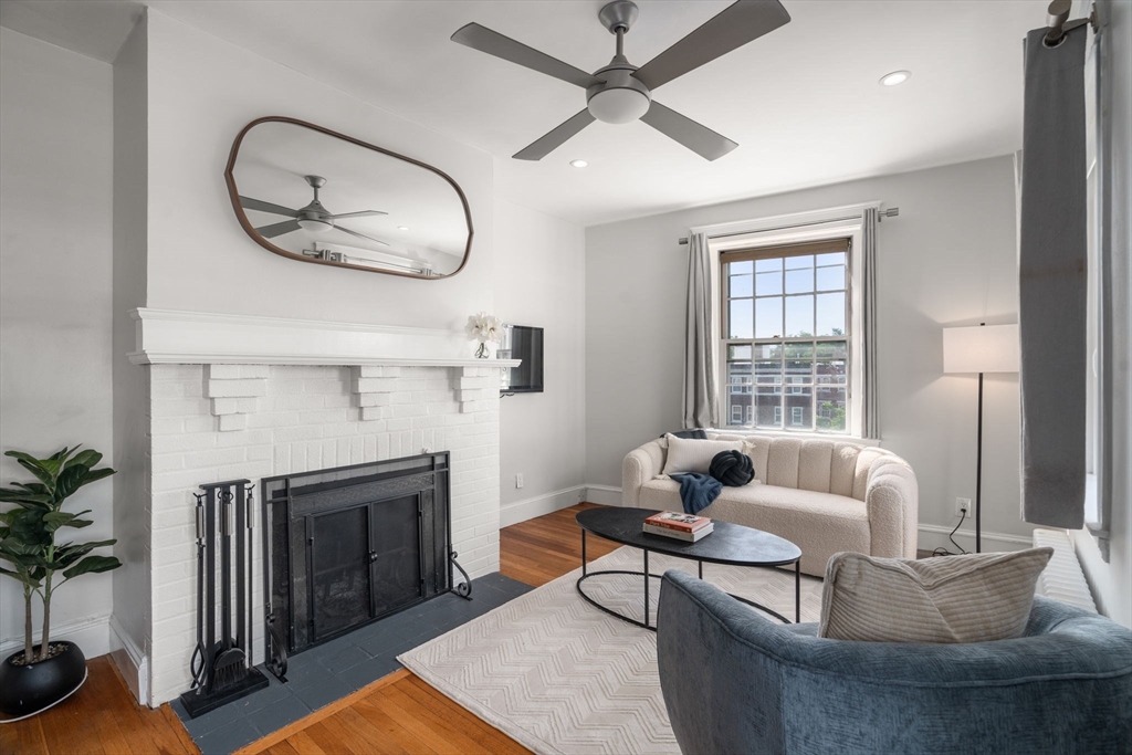 4 Washington Ave #18 — photo