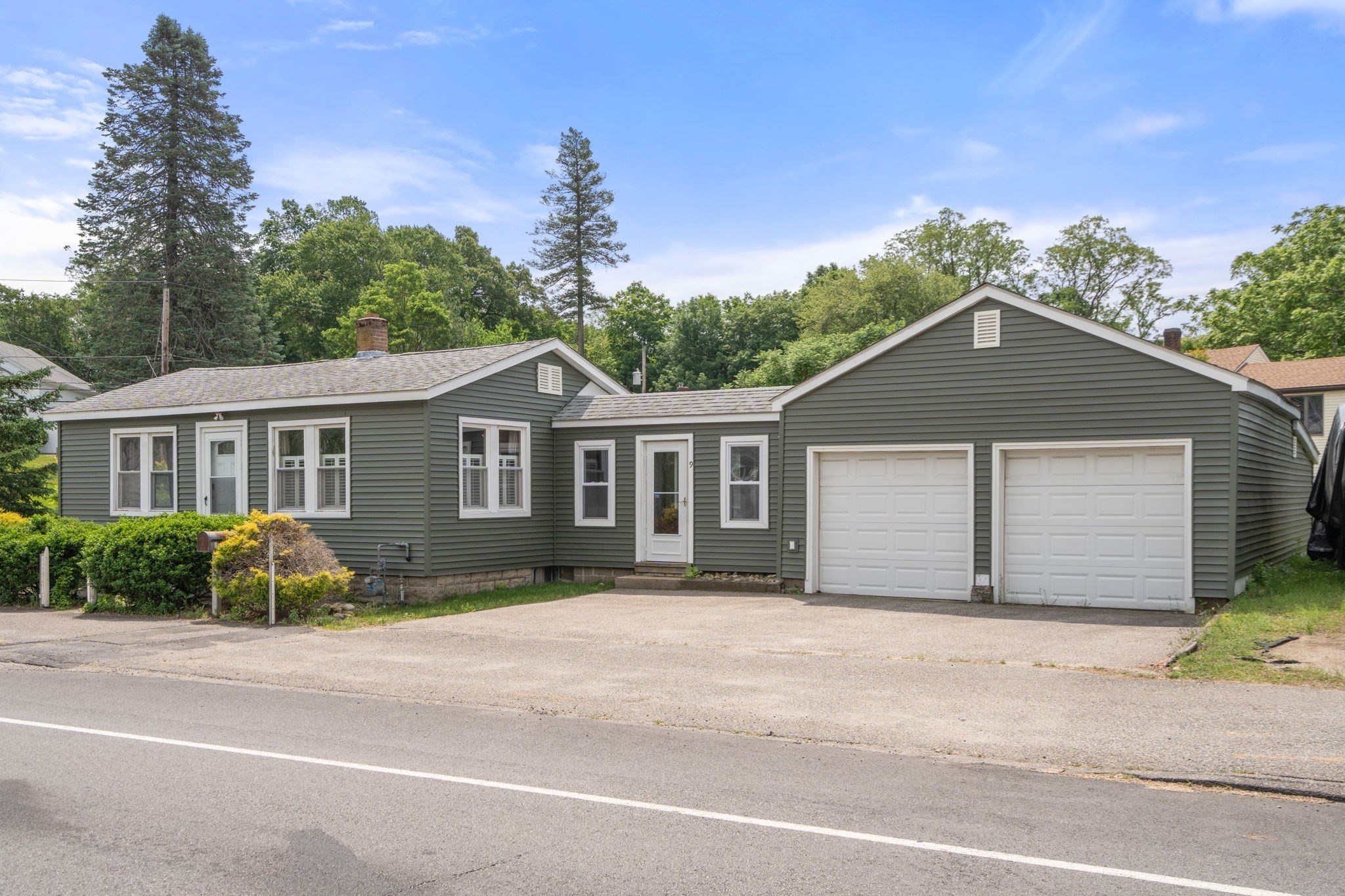 9 Providence Road, Sutton, MA 01590 — photo 2
