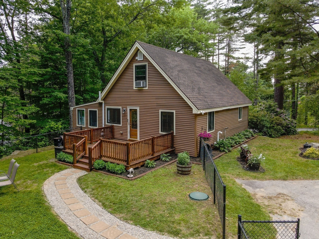 32 Honor Roll Road, Pelham, NH 03076