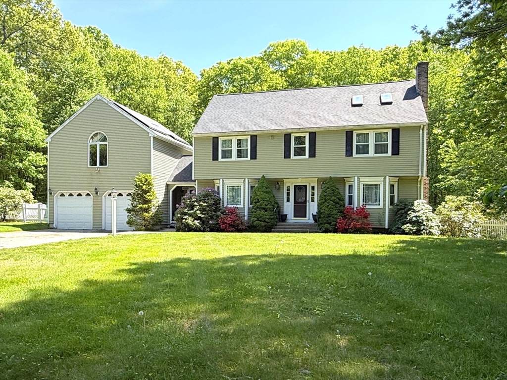 23 Bellstone Dr — photo