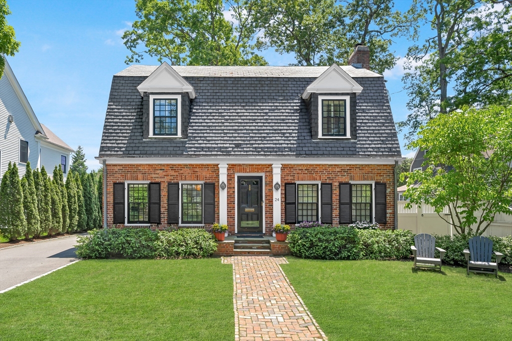 24 Cleveland Road, Needham MA 02492