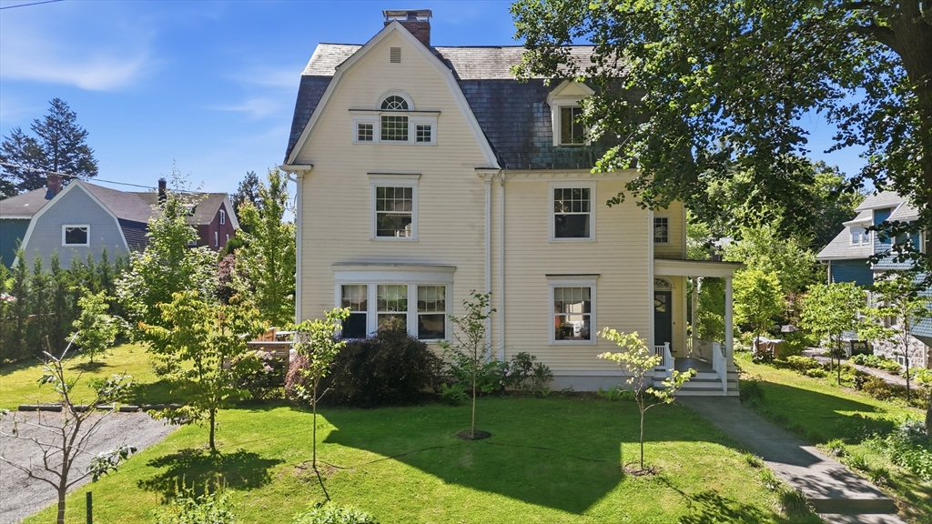 63 Dryads Grn — photo