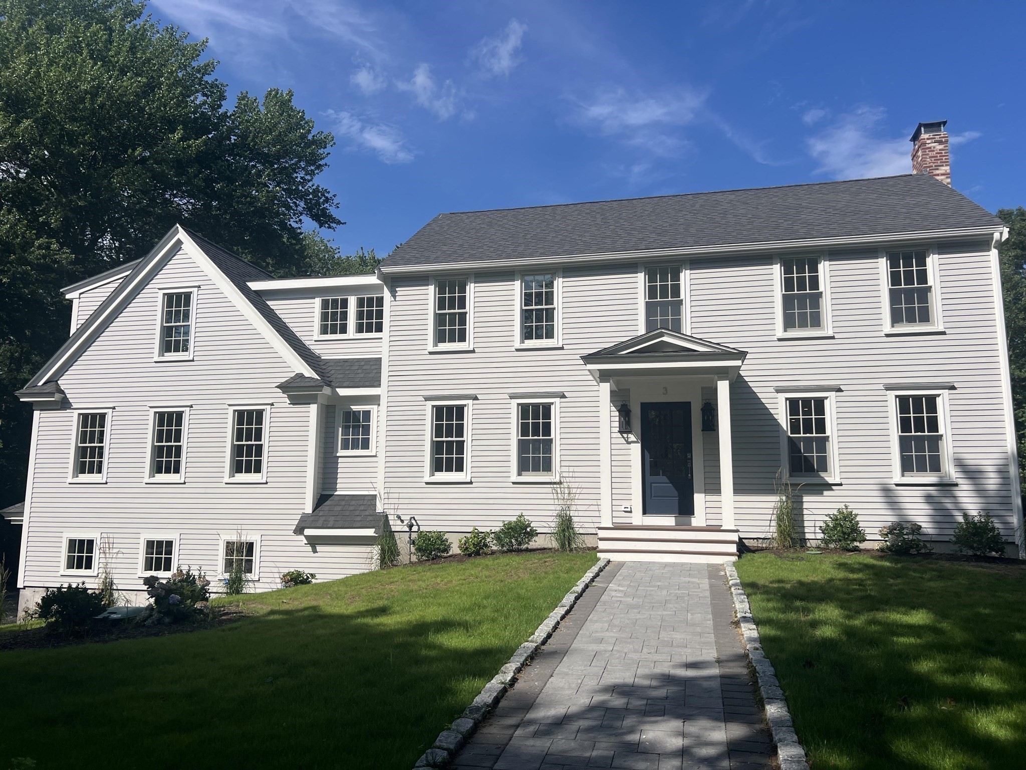 3 Hollyhock Ln. — photo