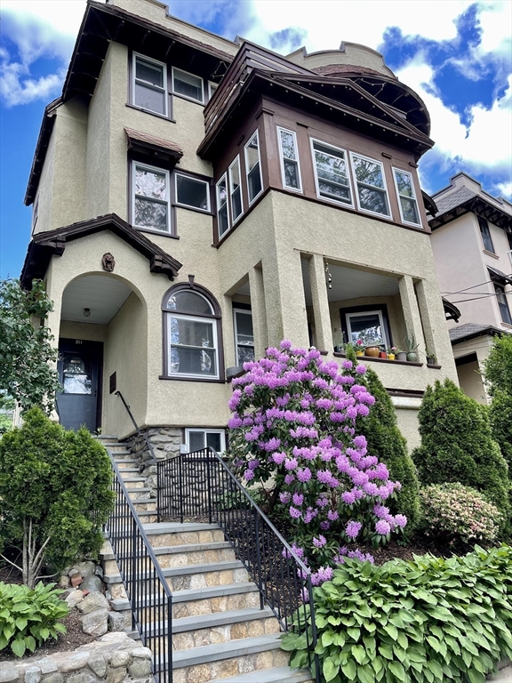 201 Rawson Road #3, Brookline, MA 02445