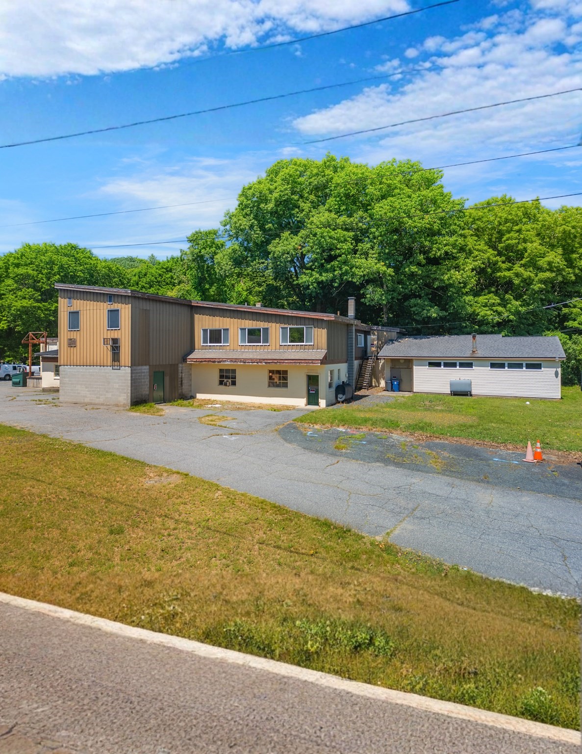 148 Marlboro Rd — photo