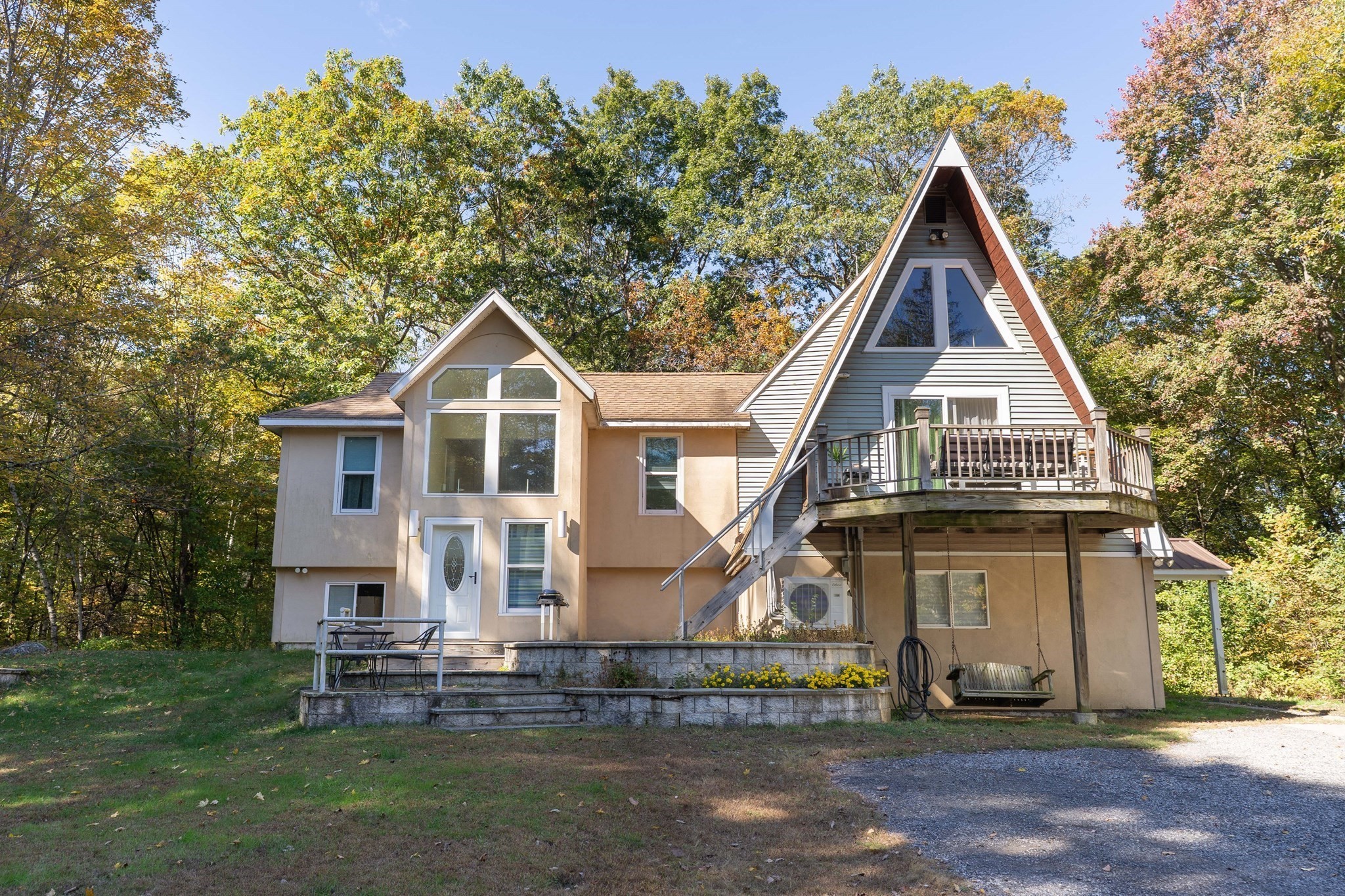68 Lyon Rd — photo