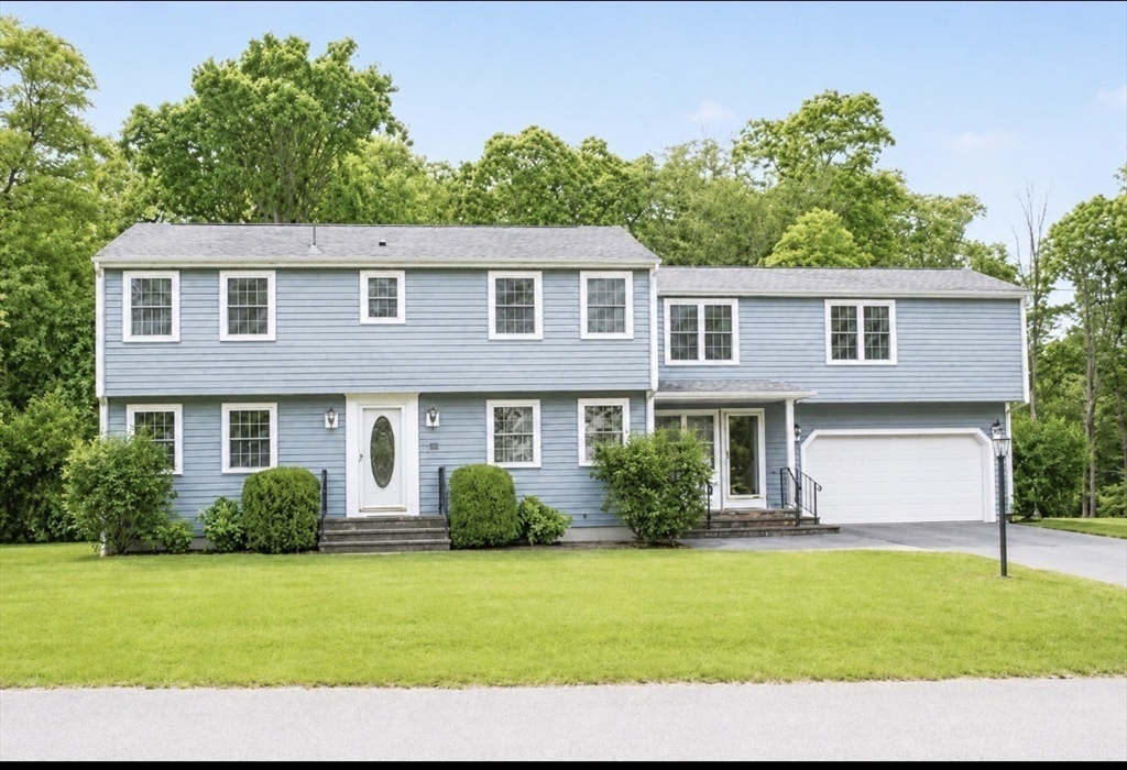 38 Bayberry Dr — photo
