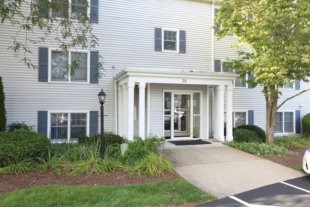 26 Webb Pl #2C — photo