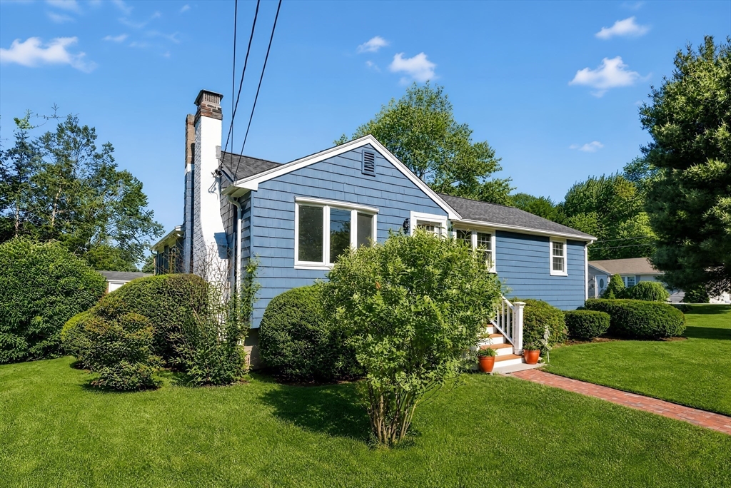 3 Rindone Street, Holbrook, MA 02343 — photo 2