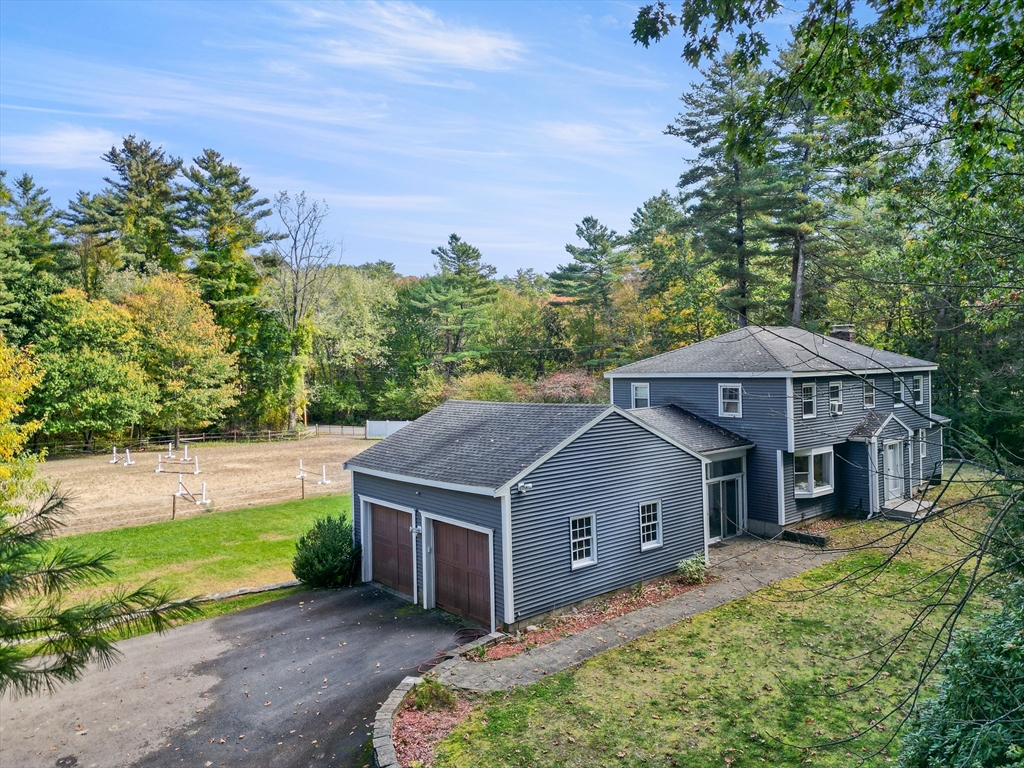 34 Roberts Road, Boxford, MA 01921