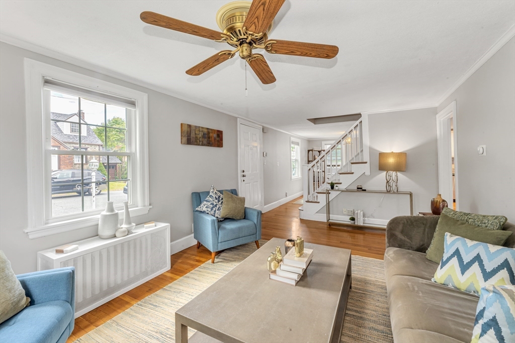 36 Bonad Road, Boston, MA 02132 — photo 3