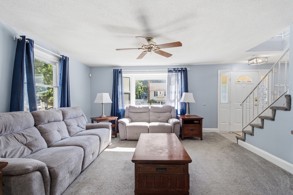 137 Maplewood Road, Lynn, MA 01904 — photo 3