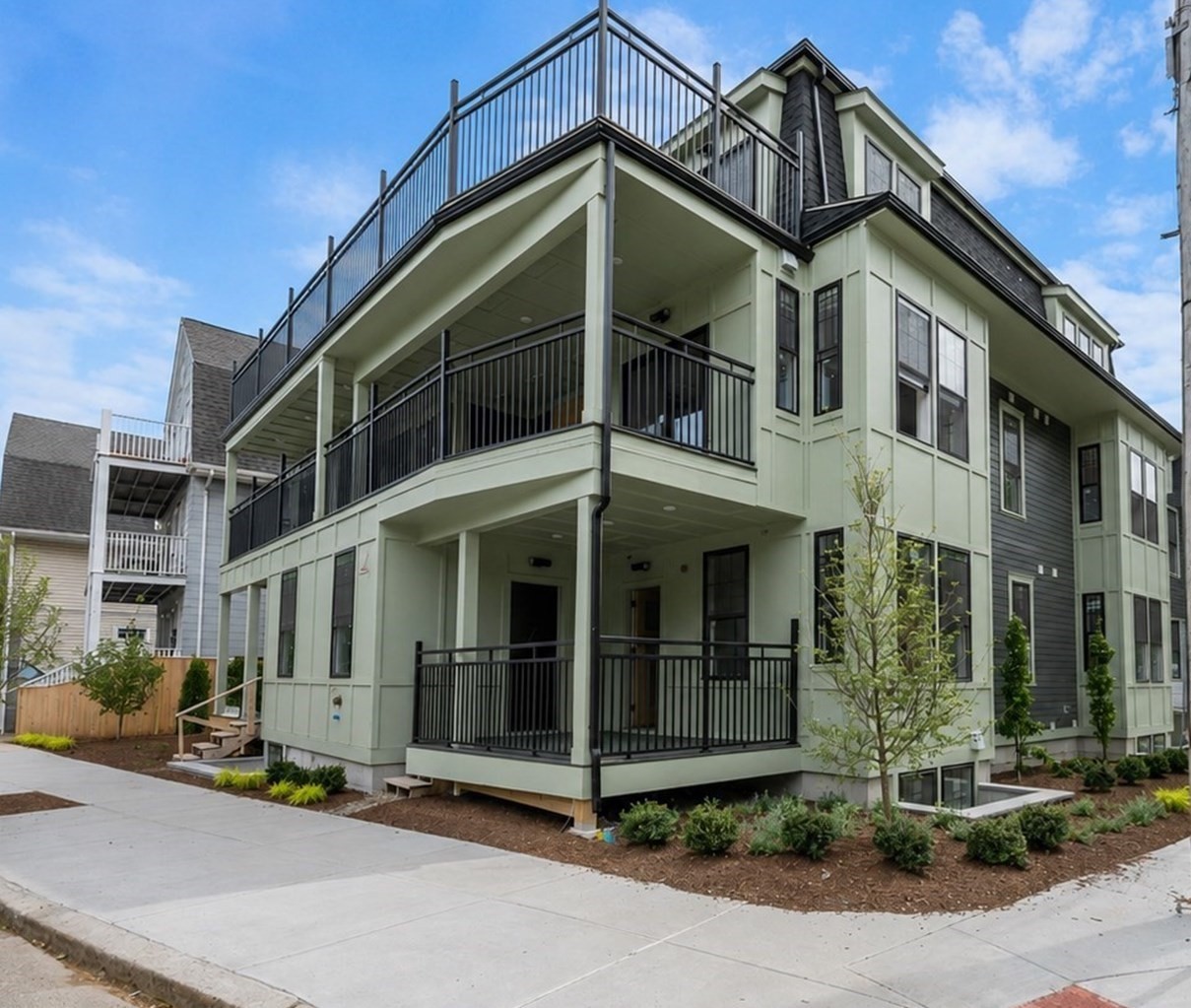 12-B Corinthian Rd # B — photo