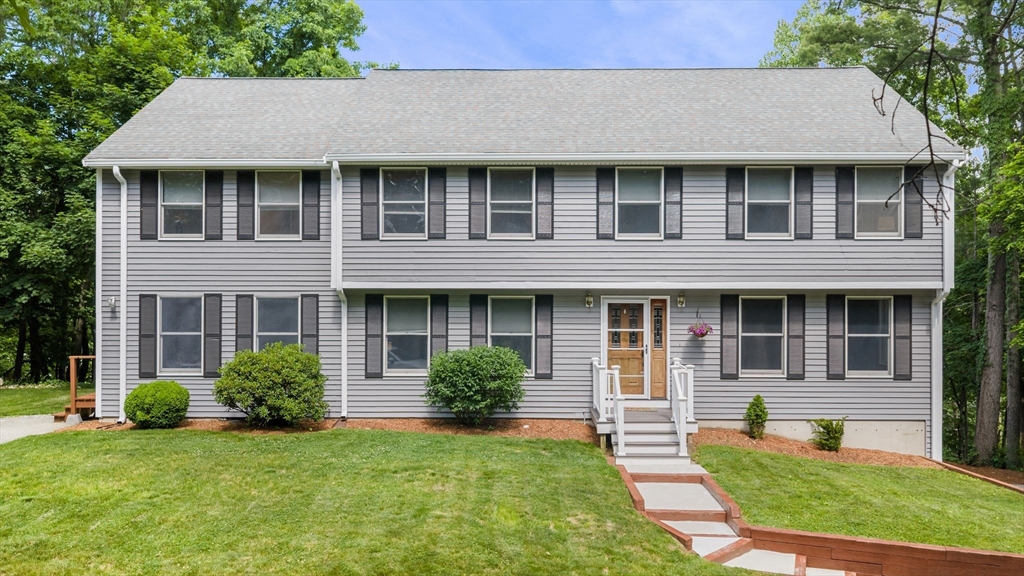 10 Grandview Road, Reading, MA 01867 — photo 2