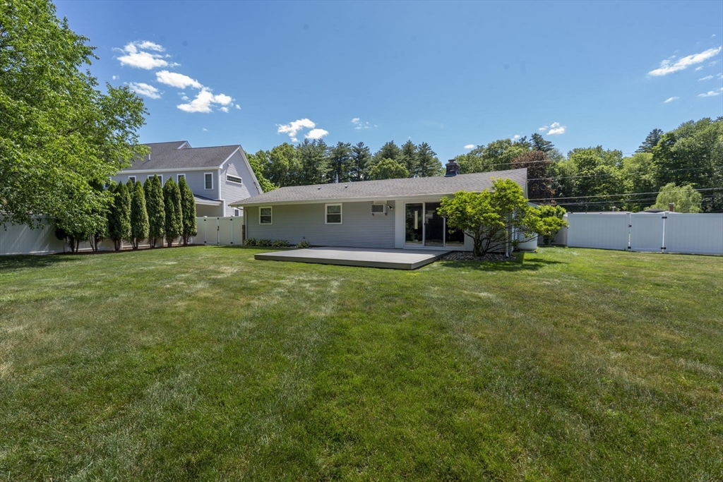 22 Temi Road, Hudson, MA 01749 — photo 2