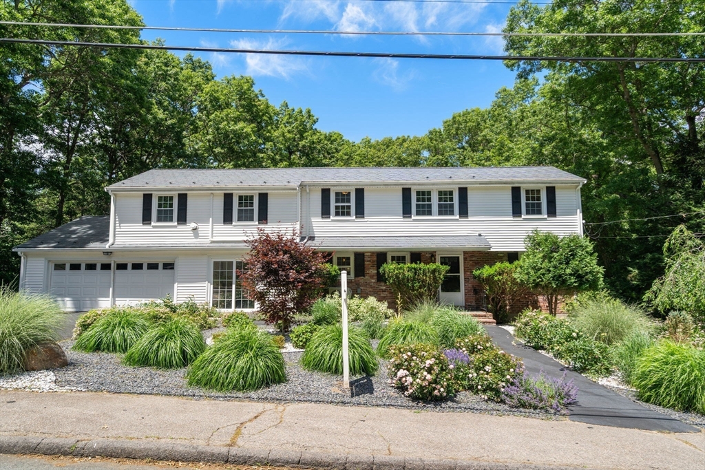 19 Country Ln — photo