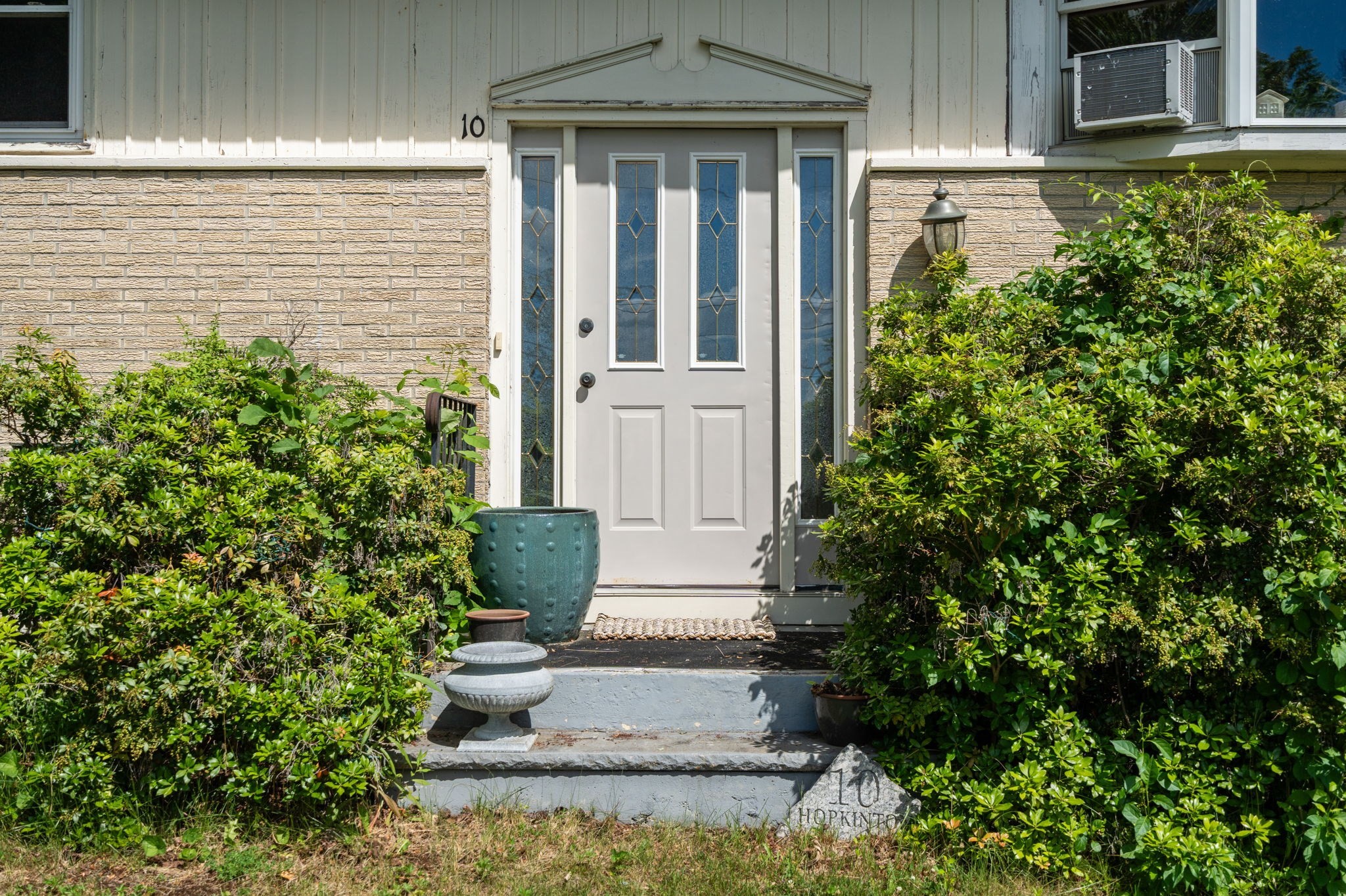 10 Hopkinton Road, Upton, MA 01568 — photo 2