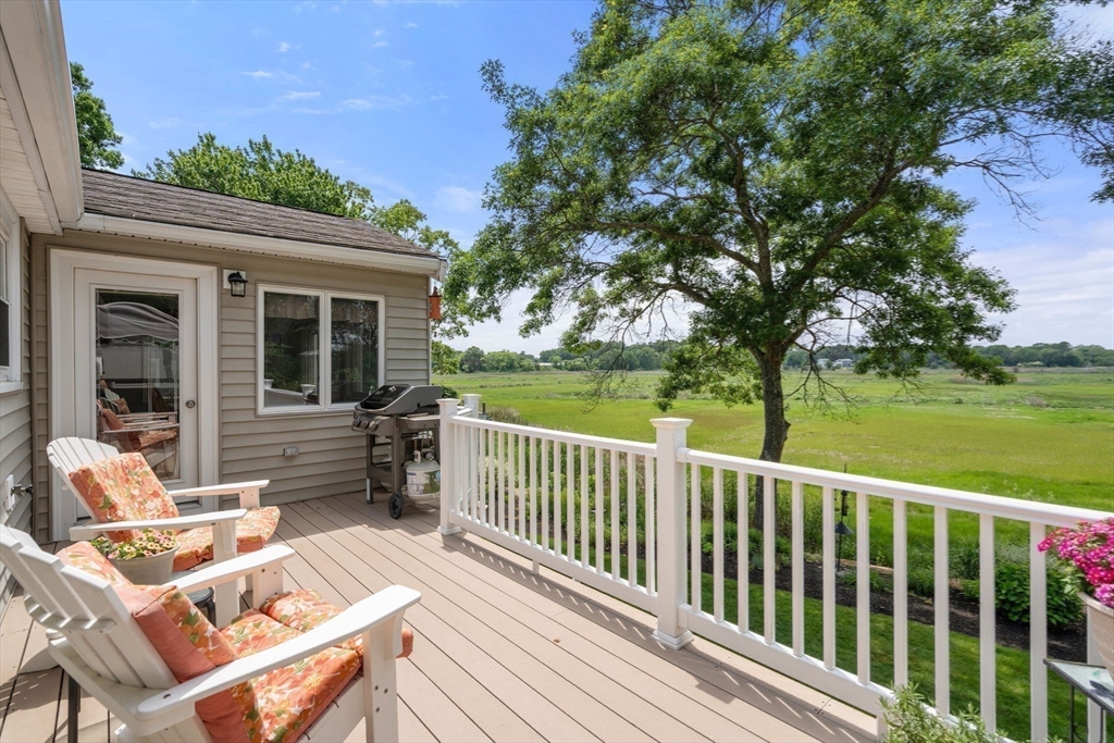 18 Liberty Road, Marshfield, MA 02050 — photo 3