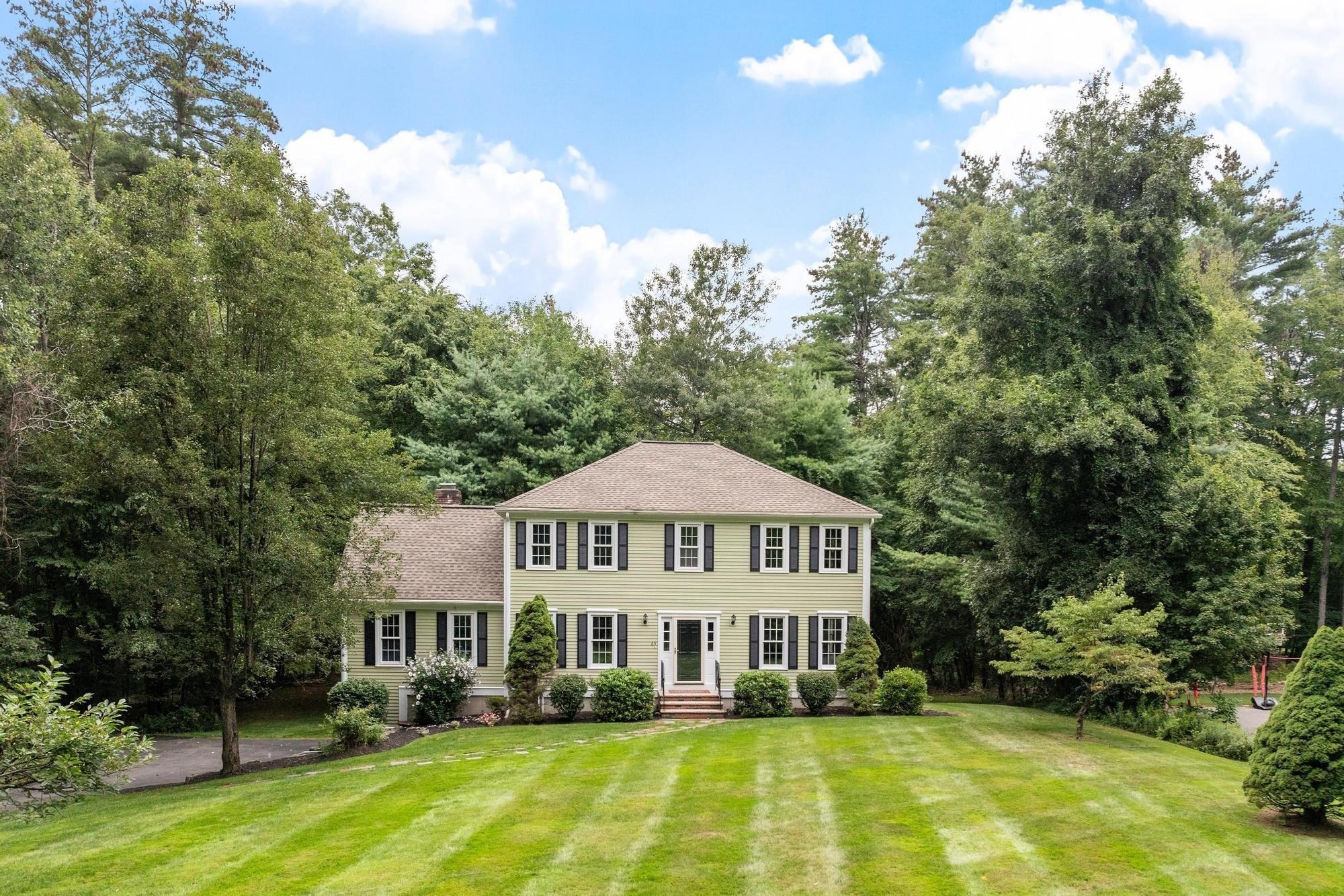 65 Whitney Ln — photo
