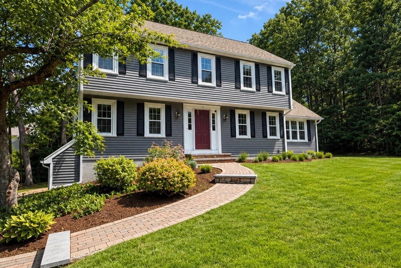 17 Hammer Hook Dr — photo