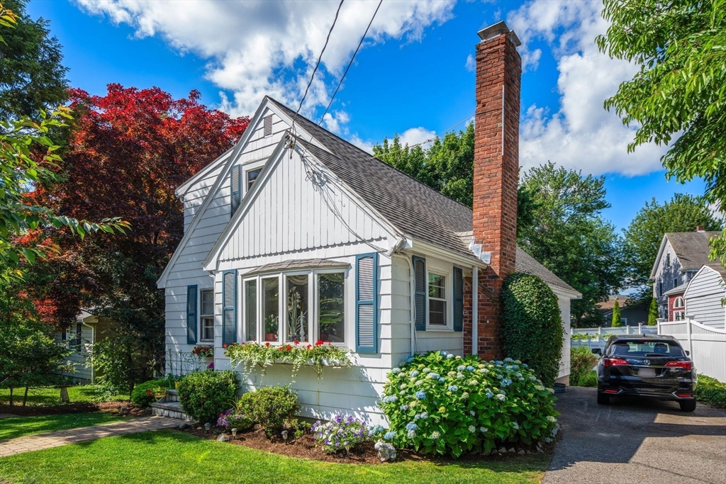 11 Country Road, Brookline, MA 02467 — photo 2