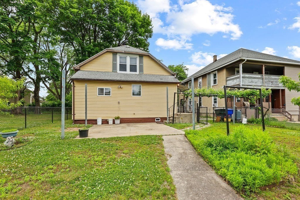 81 Healey Street, Springfield, MA 01151 — photo 3