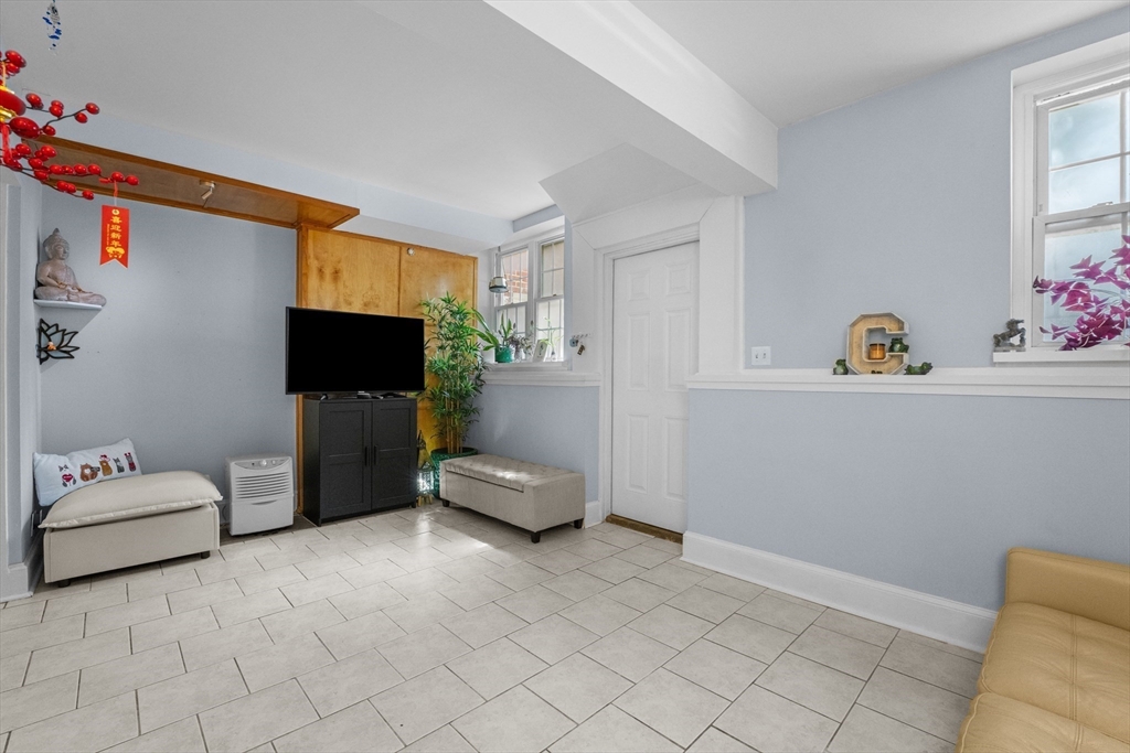 1 Lanark Road #7, Brookline, MA 02445 — photo 3