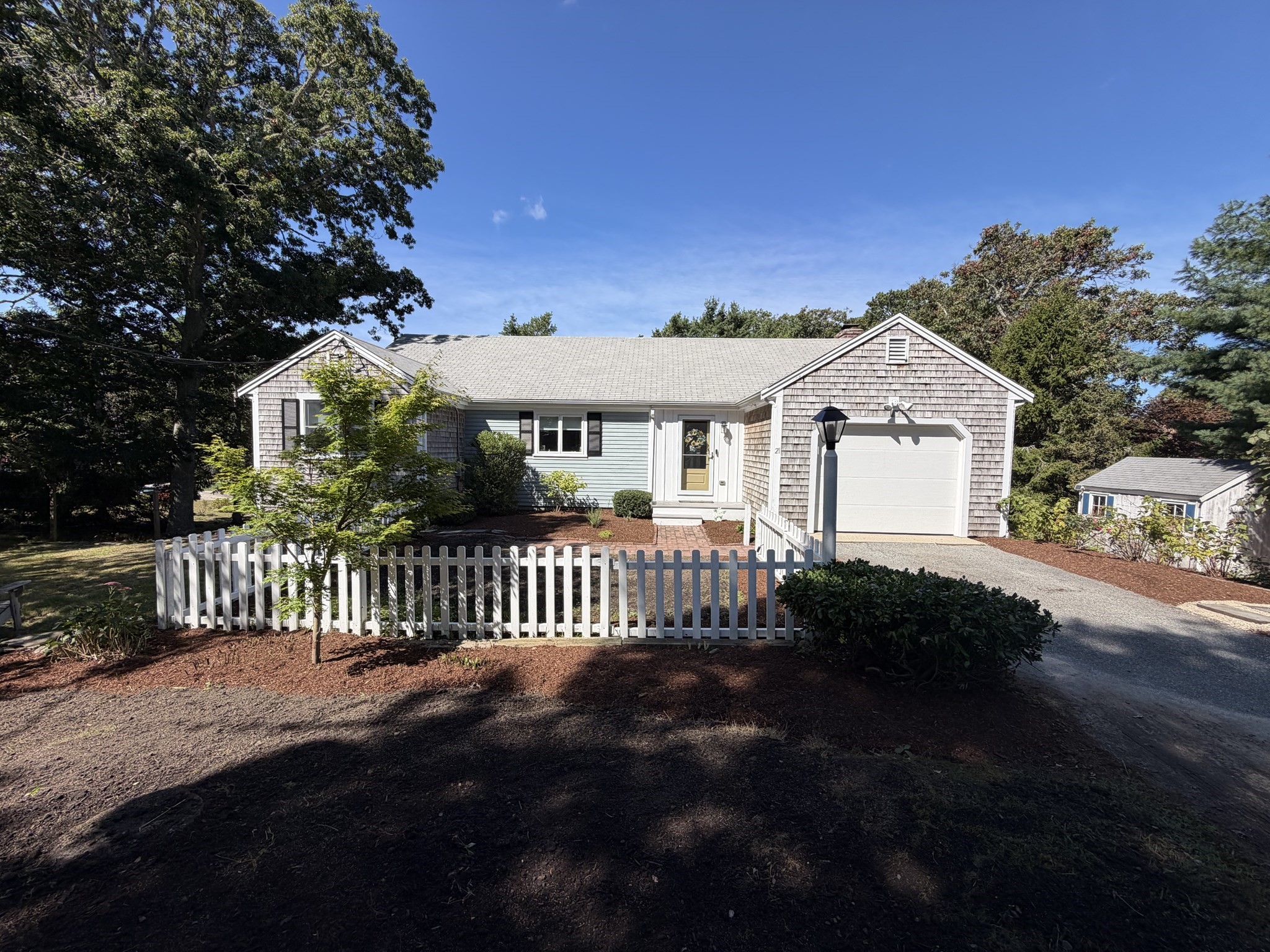 21 Mill Pond Rd — photo