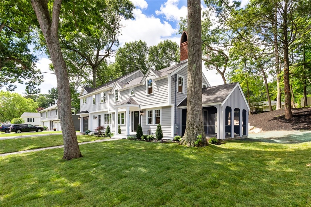 6 Longbow Road, Lynnfield, MA 01940