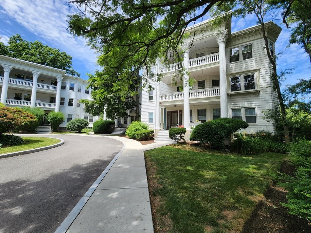 144 Middlesex Road #2, Brookline, MA 02467 — photo 2