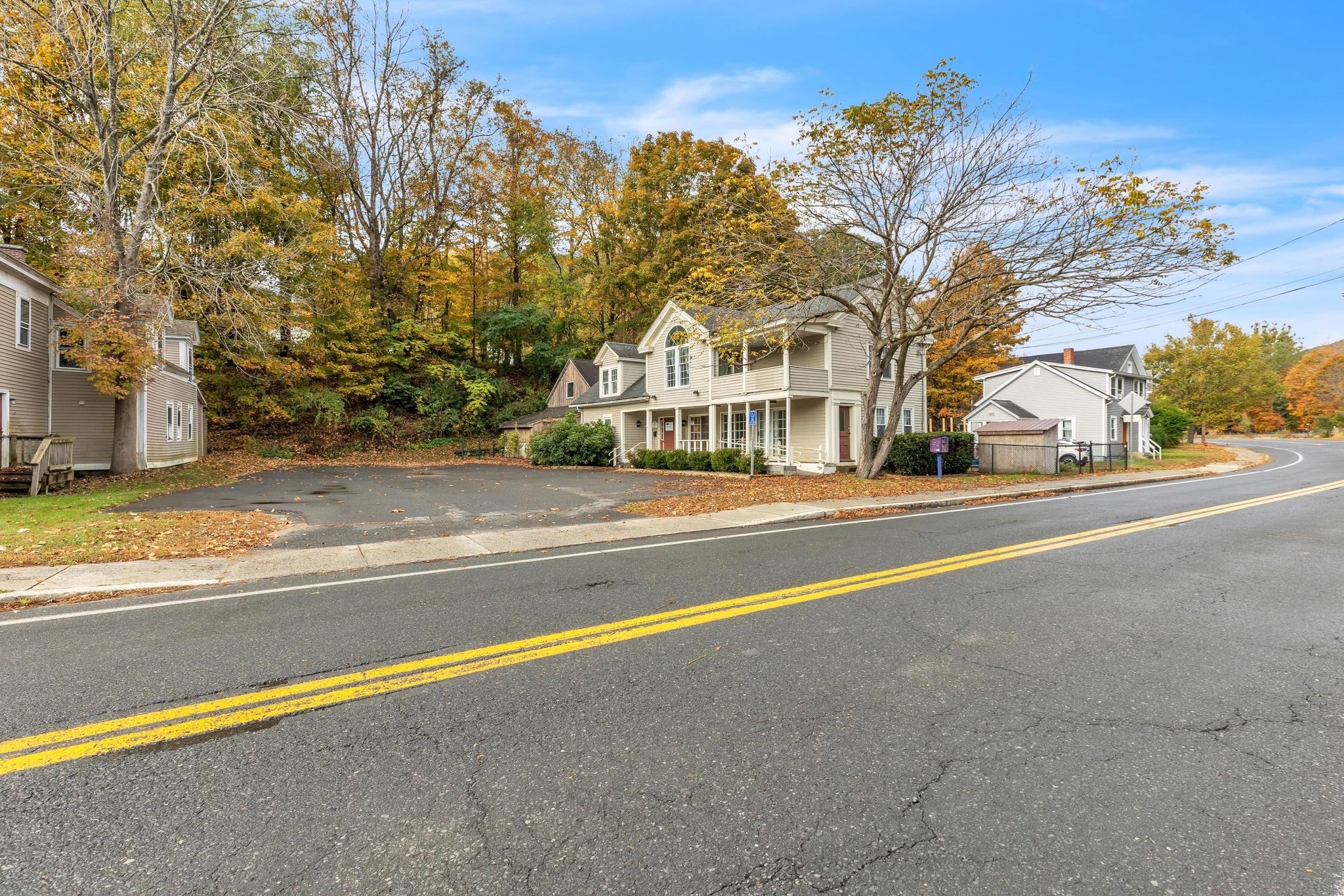 9 Russell Road, Huntington, MA 01050 — photo 3