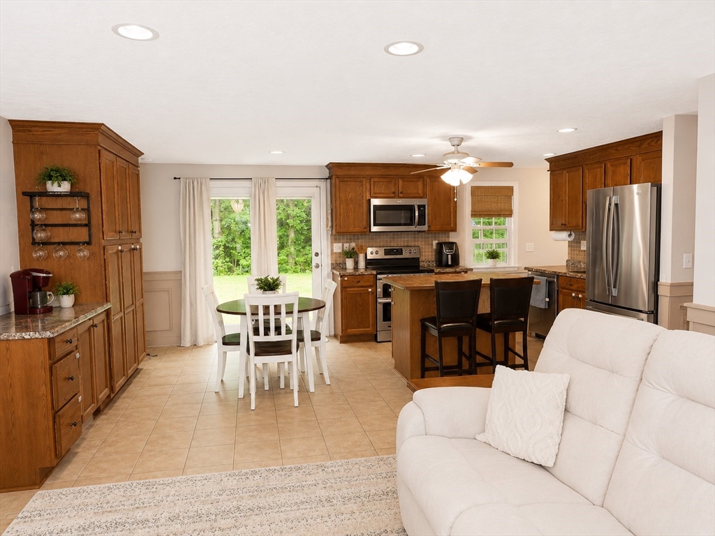 8 Naushon Road, Wareham, MA 02576 — photo 2