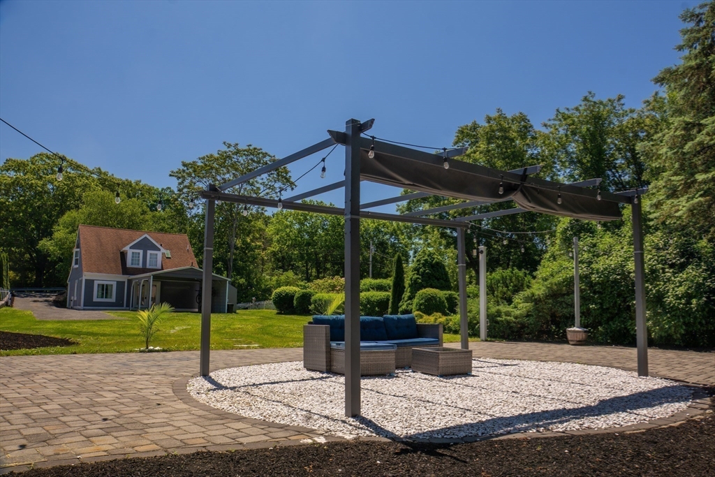 57 Shirley Road, Shrewsbury MA 01545